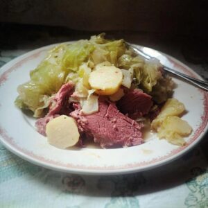 Tender Crockpot Corned Beef And Cabbage Recipe