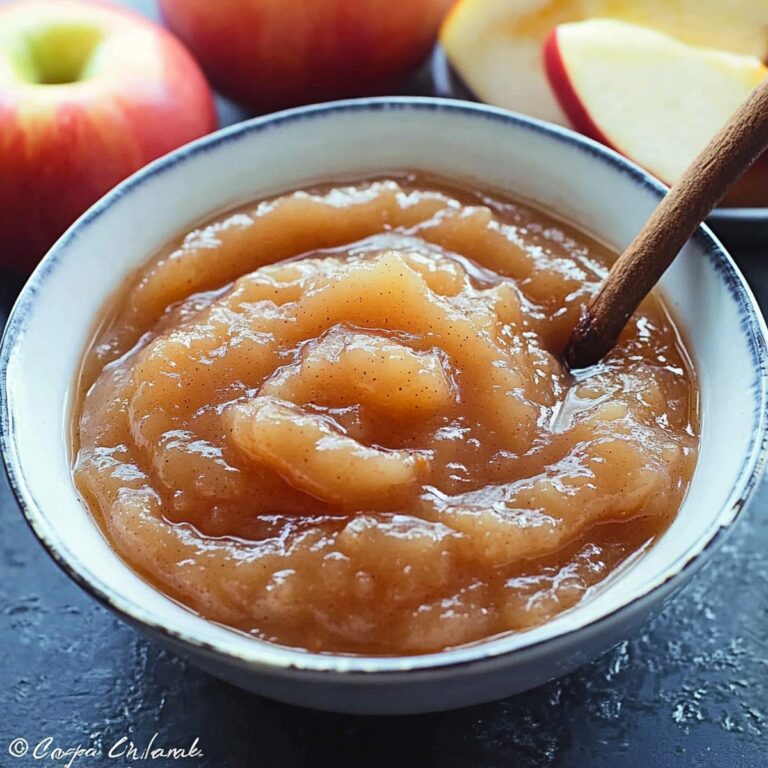 Homemade Crockpot Cinnamon Applesauce Recipe