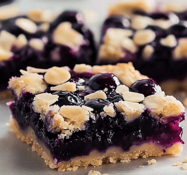 Luscious Blueberry Pie Cookie Bars Recipe
