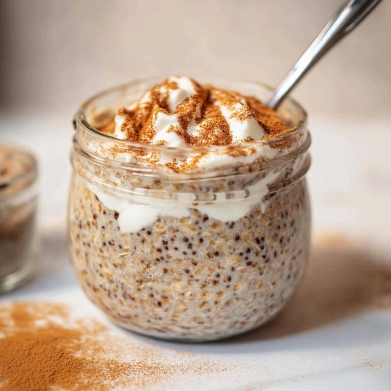 Cinnamon Roll Overnight Oats Recipe