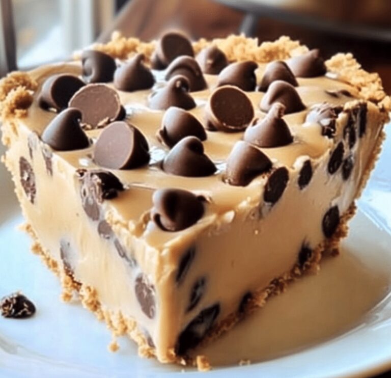 Dreamy Chocolate Chip Peanut Butter Pie Recipe