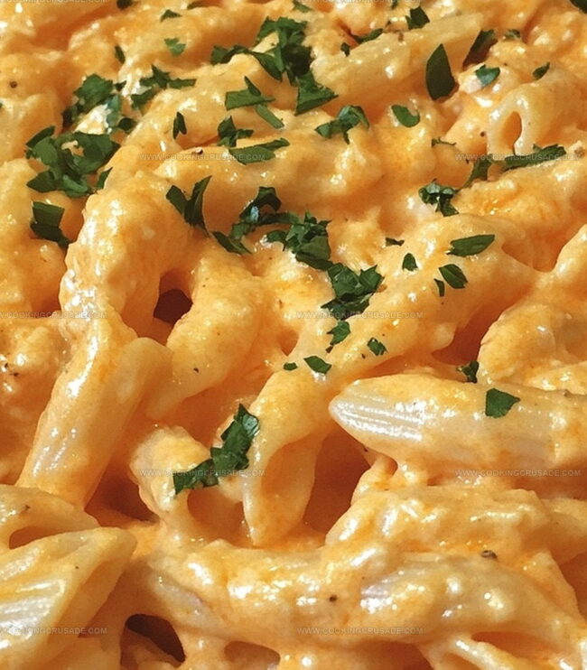 How To Put Together Buffalo Chicken Ranch Pasta