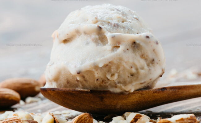 Gelato Alle Mandorle