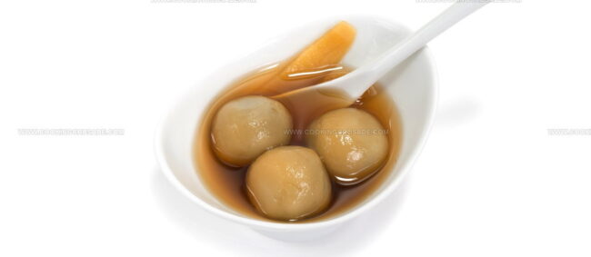 Sticky Rice Balls In Ginger Syrup (Che Troi Nuoc)