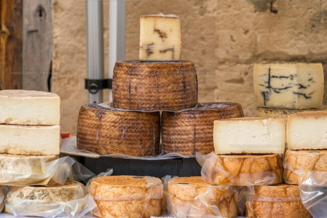 Which Wines or Beverages Pair Best With Semi-Soft Cheeses From Spain?