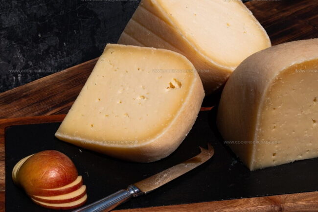 Lyburn Farmhouse Cheesemakers Hard 18Month Gouda Style Cheese, Cows Milk, Past, Veg