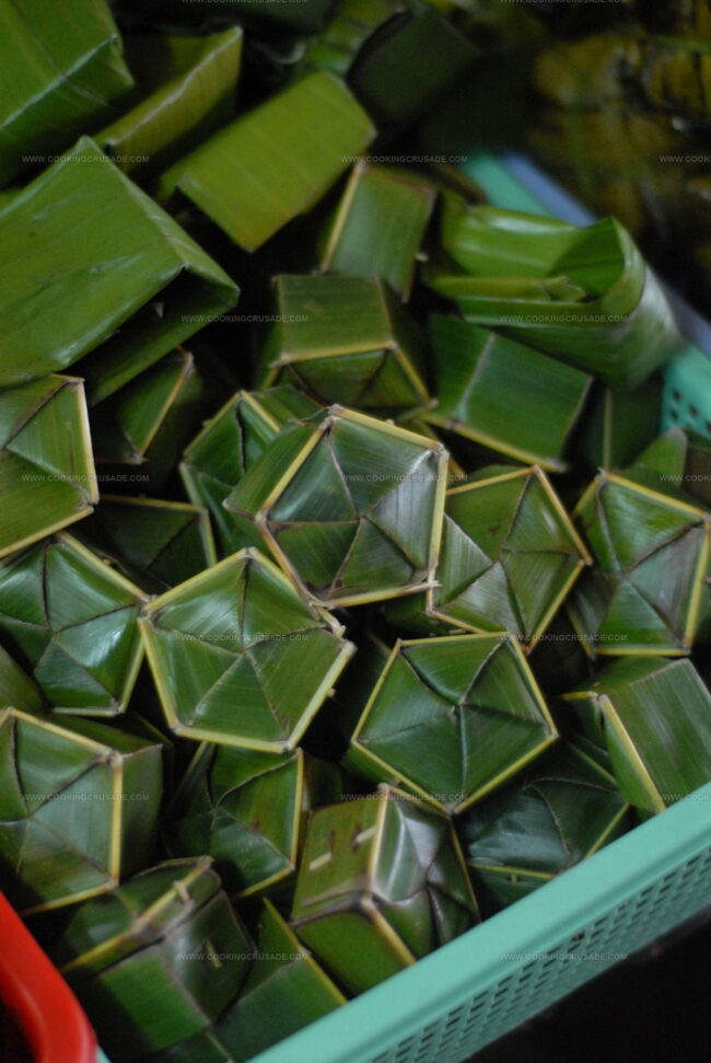 Husband And Wife Cake (Banh Phu The)