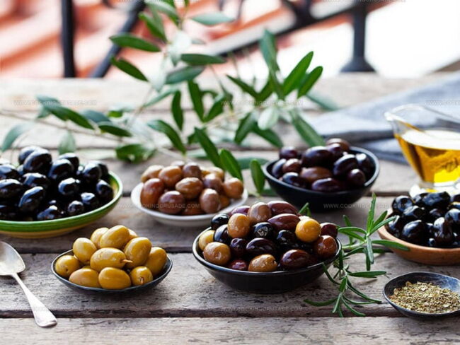 Green vs. Black Olives Taste